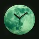 Horloge murale forme de lune phosphorencent
