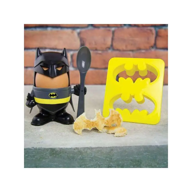 Coquetier et emporte-pièce Batman - Totalcadeau