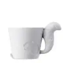 Tasse écureuil avec anse forme de sa queue