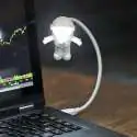 Lampe USB en forme d'astronaute