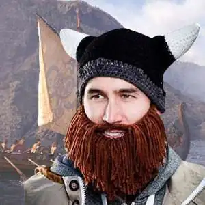 Bonnet noir à cornes et barbe de Viking