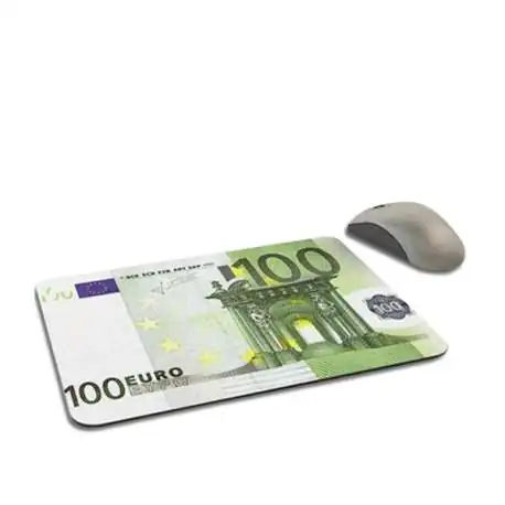 Billet de 100 euros en guise de tapis de souris