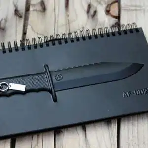 Bloc-notes luxe carnet avec un couteau en relief
