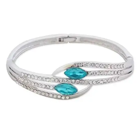 Superbe bracelet argenté, strass et fausses pierres turquoise