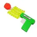 Pistolet extensible poing en plastique