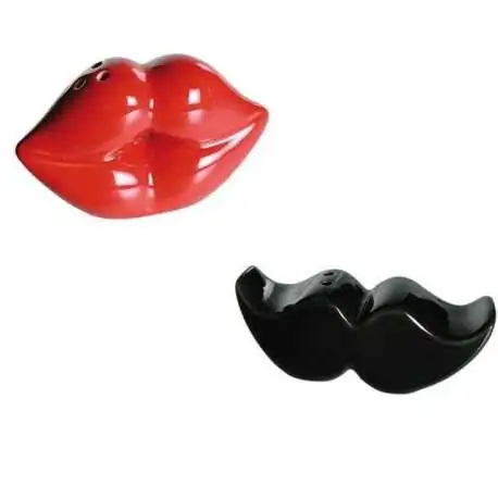 Salière et poivrière bouche et moustache sel et poivre