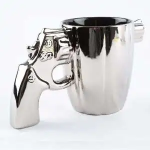 Tasse argentée mug avec poignée pistolet en céramique