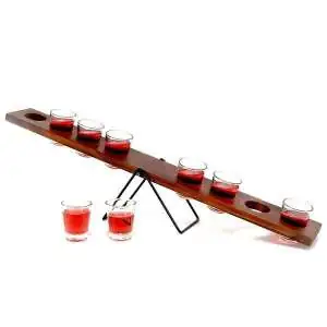 Jeu à boire bascule en bois avec 8 verres à shot