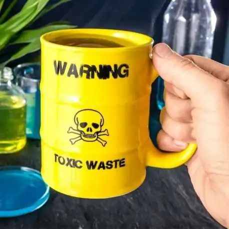 Tasse Baril Toxic Waste Mug original tête de mort