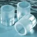 Moule et bac pour 4 glacons et chocolat verres shooter