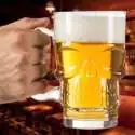 Verre à bière en forme de crâne