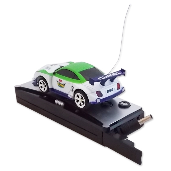 mini voiture télécommandée canette